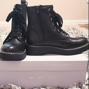 Black Doc Martens (like NEW)